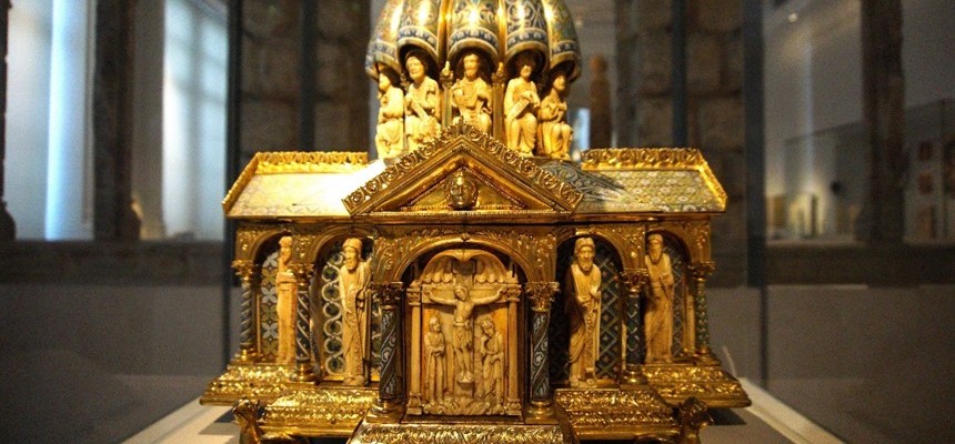 A Lenten Prayer: Draw Near O'Lord