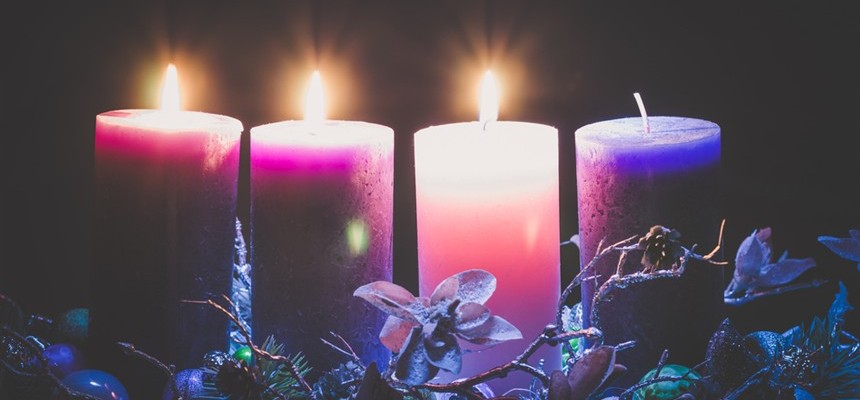 His Love Gives Us Joy: Emojis and Rejoicing During Advent