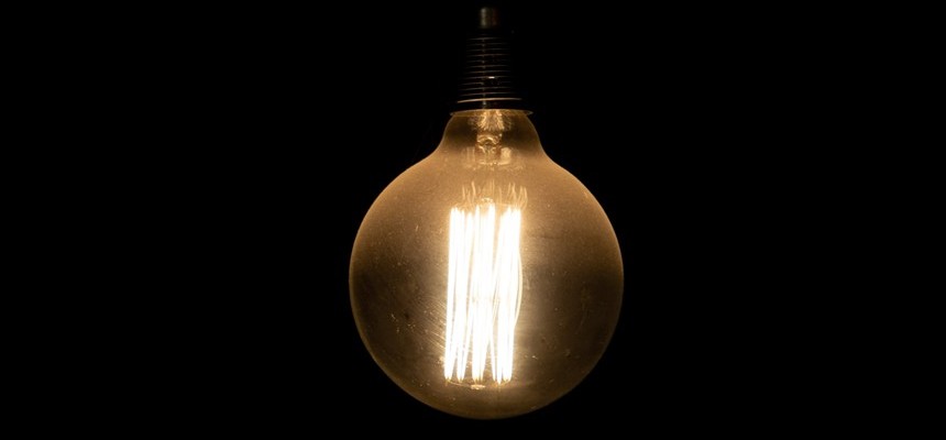 Lessons From a Mother's Heart to Her College-Bound Daughter: Be a Light on a Lampstand