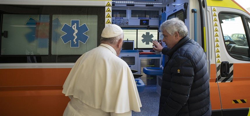Polish archbishop updates Pope on aid to Ukraine refugees
