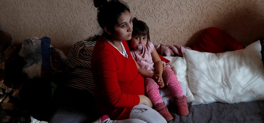 Many Roma refugees are stuck in temporary shelters, activists in Poland say