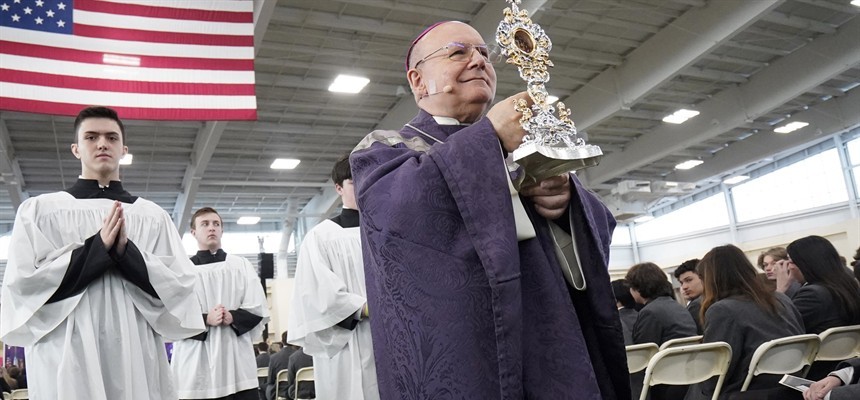 Archbishop from Assisi brings first-class relic of Blessed Acutis to U.S.