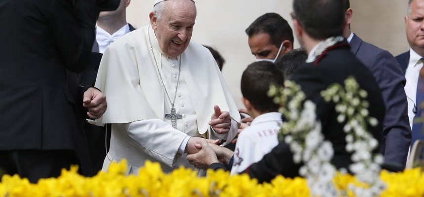 Pope's call for Easter truce is invitation to be conduits of mercy