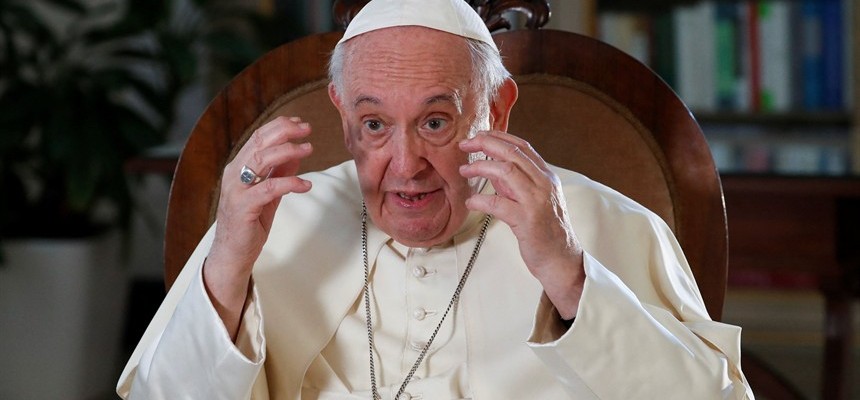 In interview, Pope condemns abortion, says he's not resigning