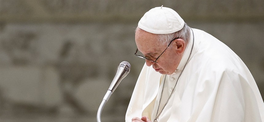 Pope calls for end to horror, madness of war, on anniversary war in Ukraine