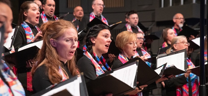 Choral project explores how major religions welcome immigrants, refugees