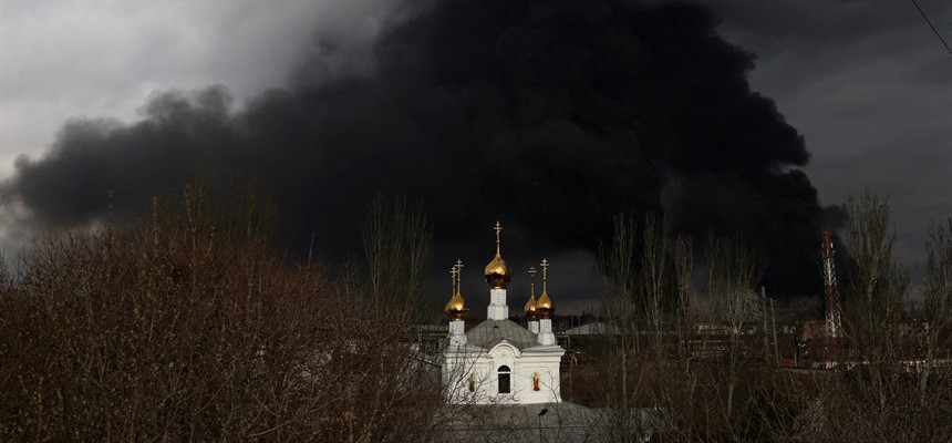 Ukrainian government says it will investigate Orthodox linked to Moscow