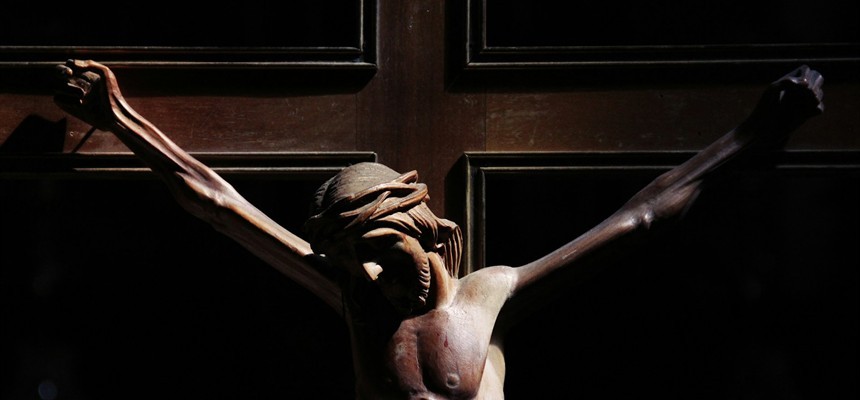 Easter Triduum  /  A Servant for all