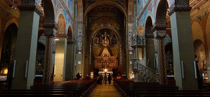 The Catholic Church Doesn't Have Sides